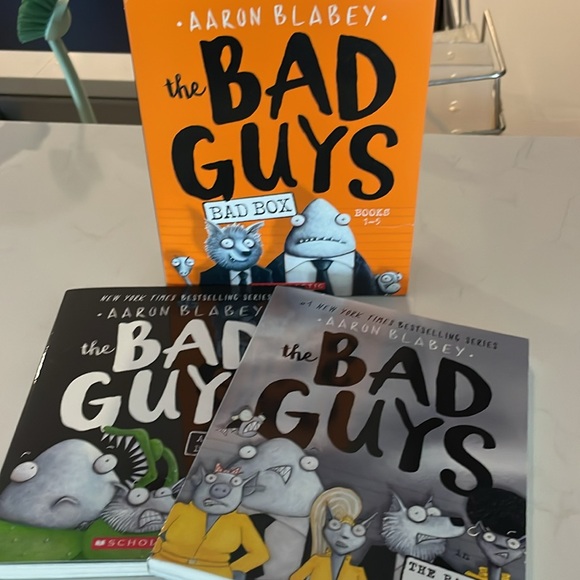 The Bad Guys Book Set 1-5 Plus Bonus books 6 and 10 - Picture 2 of 7